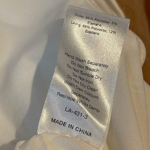 Lavish Alice White Frill Jumpsuit Size 4 - Picture 7 of 16